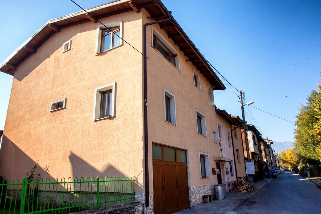 Valevitsata Guesthouse 라즐로그 외부 사진